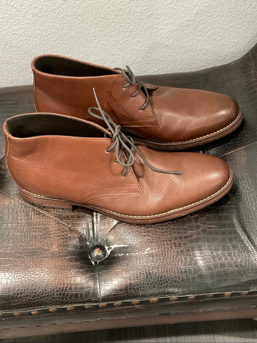 Men's Brown Leather Lace-Up Chukka Boots